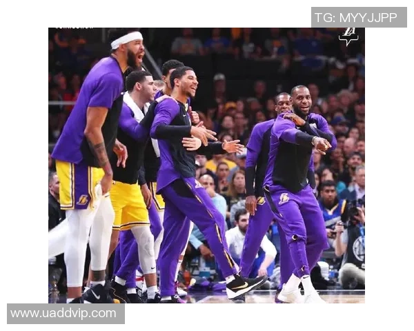 湖人季前赛迎战国王球迷期待新赛季精彩表现与阵容磨合